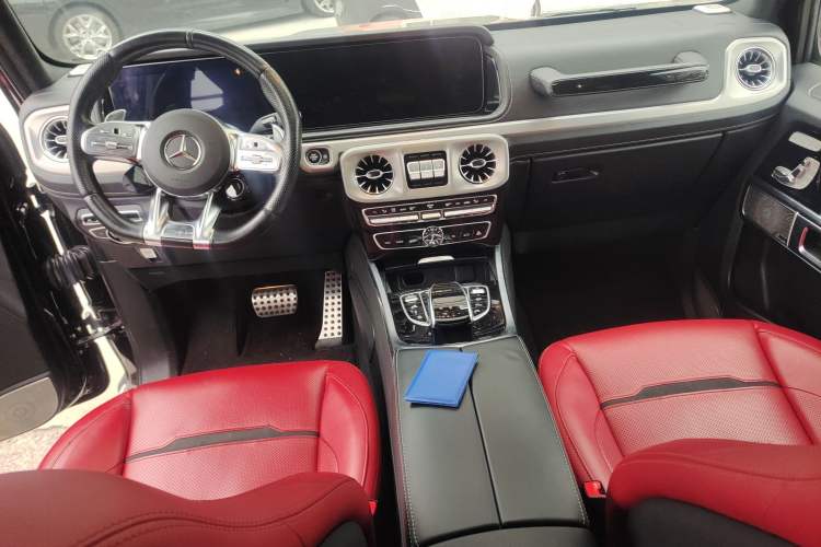 Used Mercedes-Benz G-Class AMG 2022 AMG G 63 Center Console