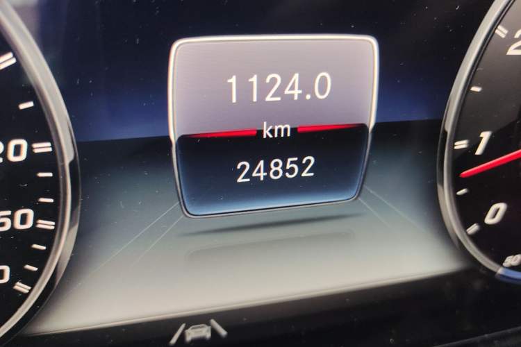 Used Mercedes-Benz G-Class AMG 2022 AMG G 63 Odometer Close Up