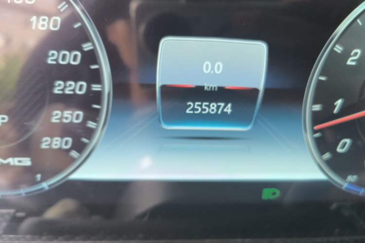 Used Mercedes-Benz G-Class AMG 2009 AMG G 55 Odometer Close Up