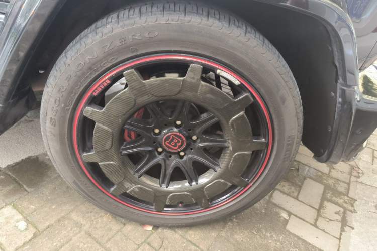 Used Mercedes-Benz G-Class AMG 2009 AMG G 55 Right Front Wheel Hub