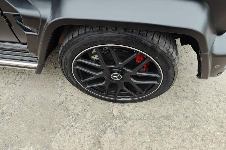 Used Mercedes-Benz G-Class AMG 2009 AMG G 55 Right Front Wheel Hub