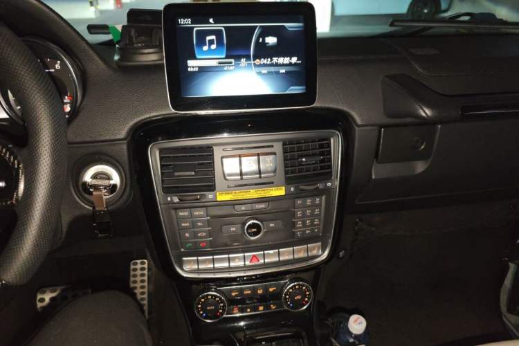 Used Mercedes-Benz G-Class AMG 2013 AMG G 63 Audio And AC Panel