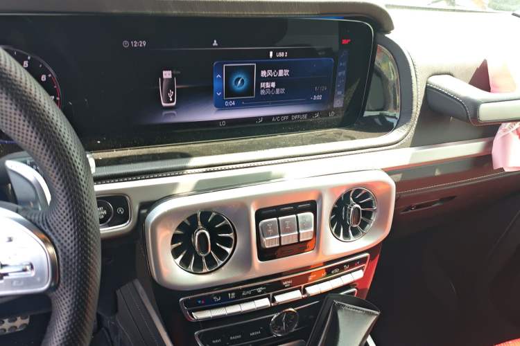 Used Mercedes-Benz G-Class AMG 2013 AMG G 63 Audio And AC Panel