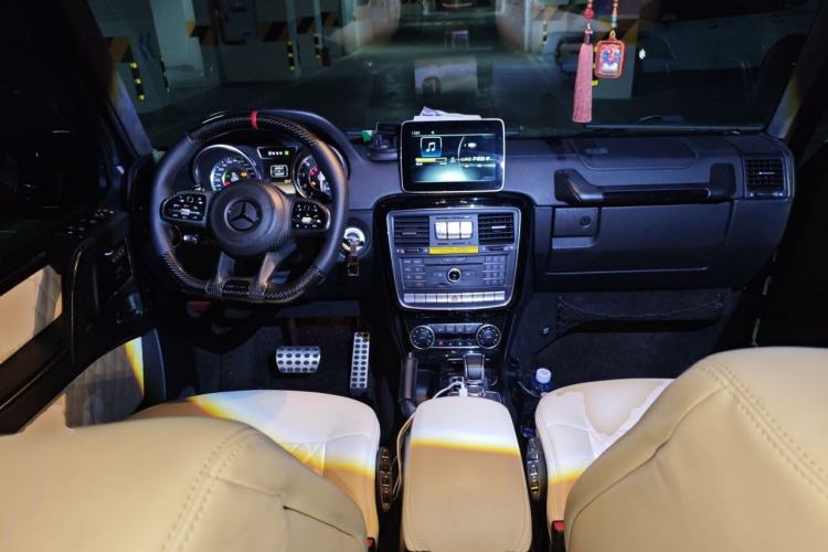 Used Mercedes-Benz G-Class AMG 2013 AMG G 63 Center Console
