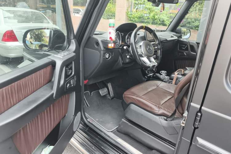 Used Mercedes-Benz G-Class AMG 2013 AMG G 63 Driver Seat