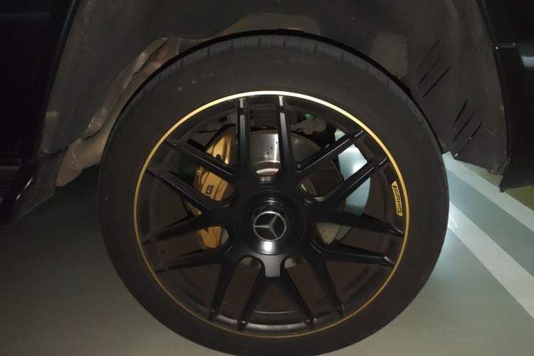 Used Mercedes-Benz G-Class AMG 2013 AMG G 63 Right Front Wheel Hub