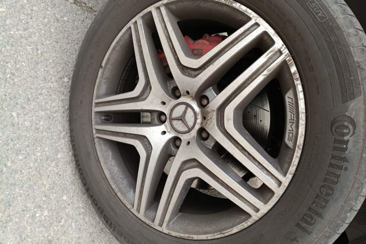 Used Mercedes-Benz G-Class AMG 2013 AMG G 63 Right Front Wheel Hub