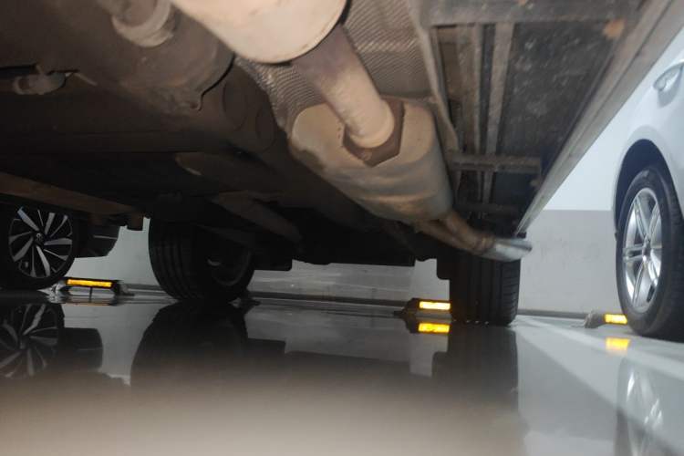 Used Mercedes-Benz G-Class AMG 2013 AMG G 63 Chassis Front Left