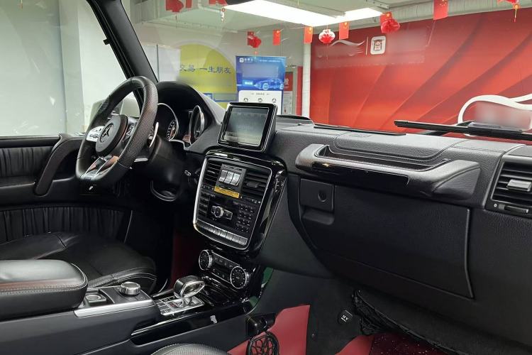 Used Mercedes-Benz G-Class AMG 2013 AMG G 63 Interior 7