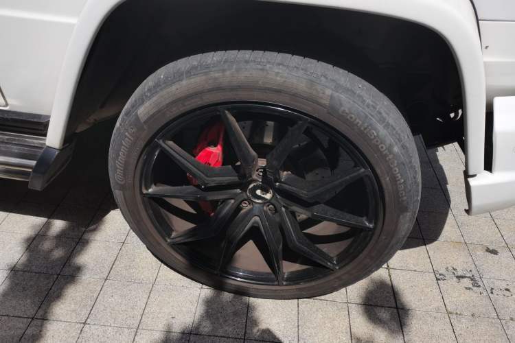 Used Mercedes-Benz G-Class AMG 2013 AMG G 63 Right Front Wheel Hub