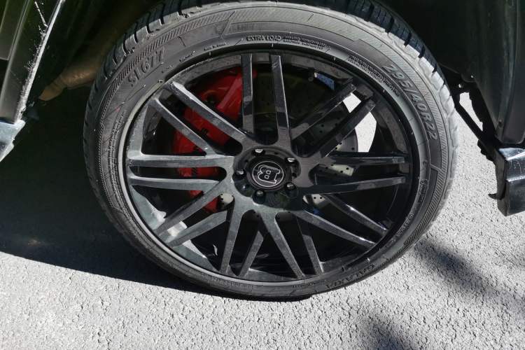Used Mercedes-Benz G-Class AMG 2013 AMG G 63 Right Front Wheel Hub
