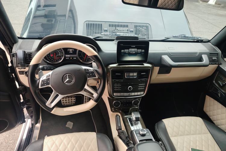 Used Mercedes-Benz G-Class AMG 2016 AMG G 63 Center Console
