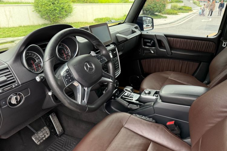 Used Mercedes-Benz G-Class AMG 2016 AMG G 63 Interior 2