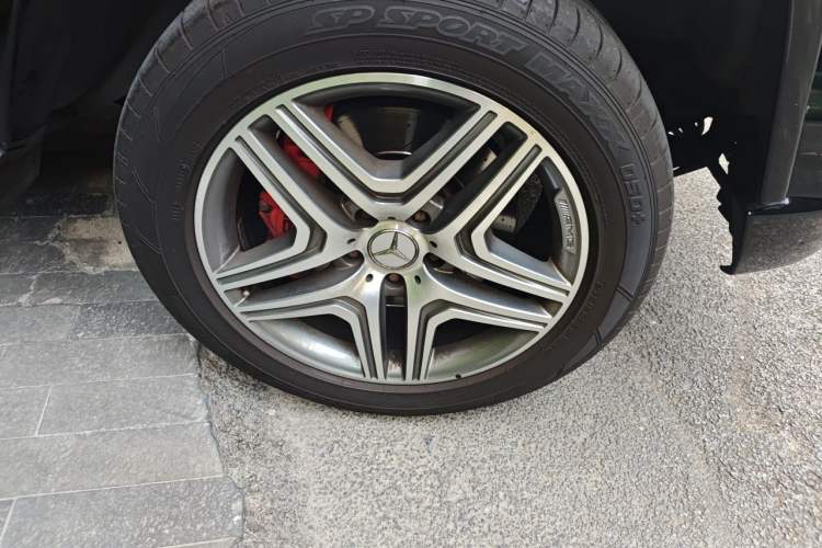 Used Mercedes-Benz G-Class AMG 2016 AMG G 63 Right Front Wheel Hub