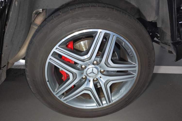 Used Mercedes-Benz G-Class AMG 2016 AMG G 63 Right Front Wheel Hub