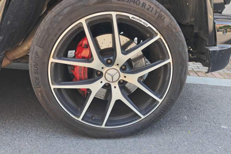Used Mercedes-Benz G-Class AMG 2016 AMG G 63 Right Front Wheel Hub