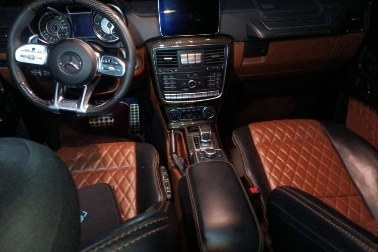 Used Mercedes-Benz G-Class AMG 2016 AMG G 63 Center Console