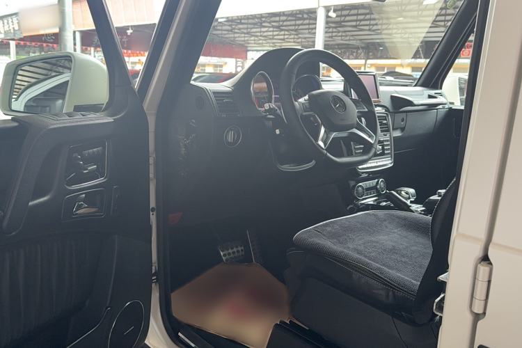 Used Mercedes-Benz G-Class AMG 2016 AMG G 63 Interior 2