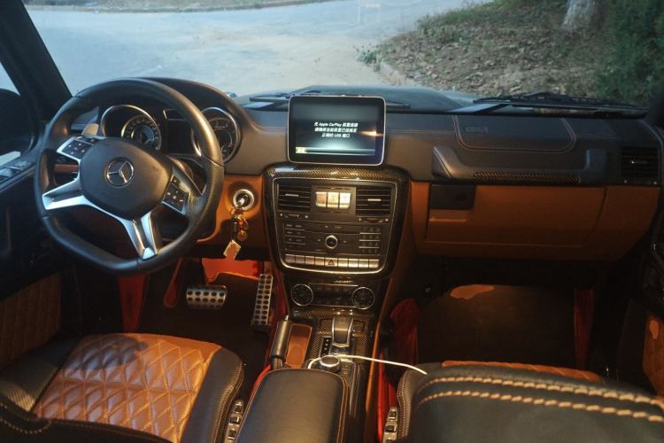 Used Mercedes-Benz G-Class AMG 2018 AMG G 63 Collector's Edition Center Console