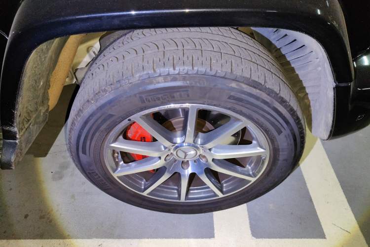 Used Mercedes-Benz G-Class AMG 2019 Facelifted AMG G 63 Right Front Wheel Hub