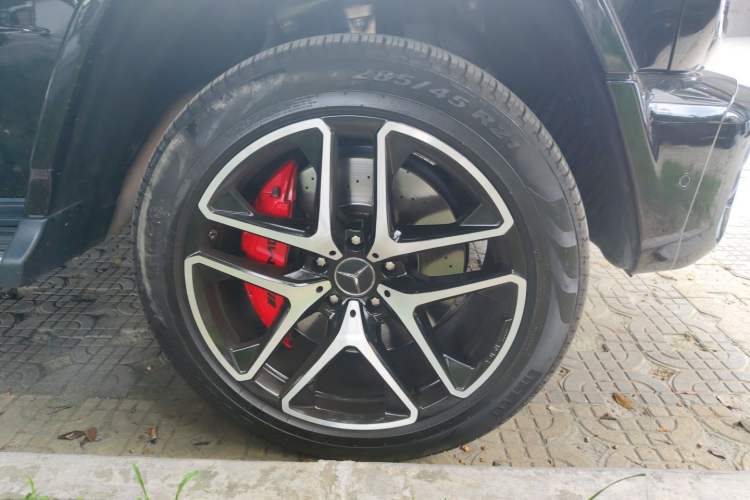 Used Mercedes-Benz G-Class AMG 2019 Facelifted AMG G 63 Right Front Wheel Hub