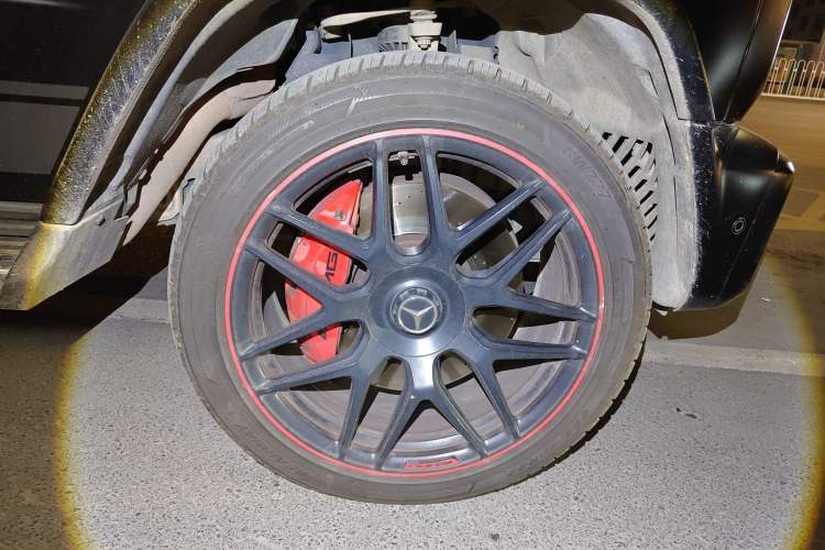 Used Mercedes-Benz G-Class AMG 2019 AMG G 63 First Edition Special Edition Right Front Wheel Hub