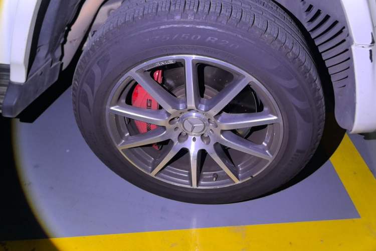 Used Mercedes-Benz G-Class AMG 2019 AMG G 63 First Edition Special Edition Right Front Wheel Hub