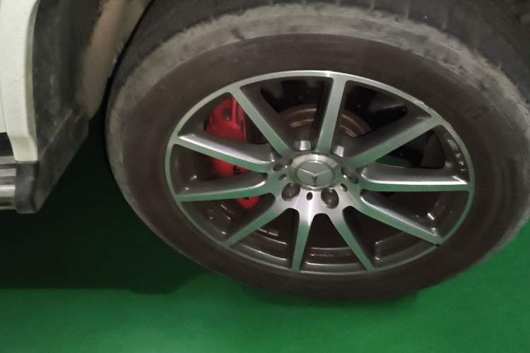 Used Mercedes-Benz G-Class AMG 2019 AMG G 63 Right Front Wheel Hub