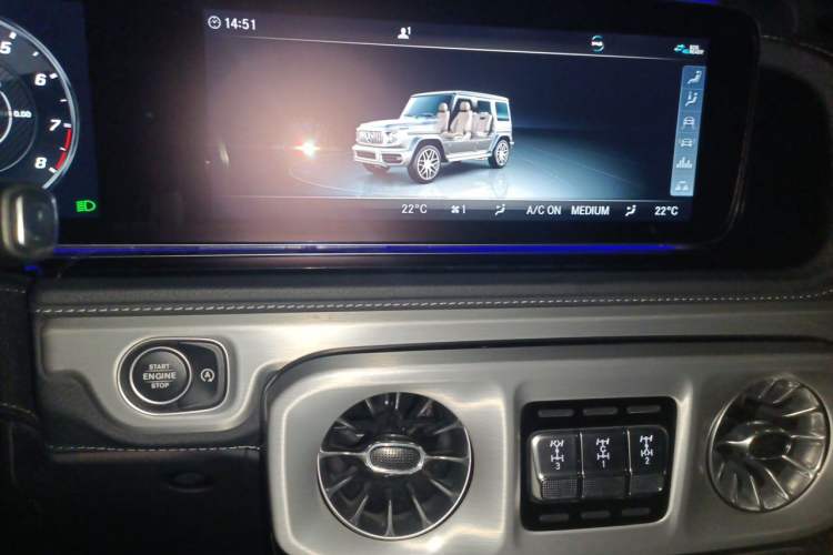 Used Mercedes-Benz G-Class AMG 2020 AMG G 63 Audio And AC Panel