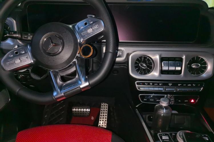 Used Mercedes-Benz G-Class AMG 2020 AMG G 63 Center Console