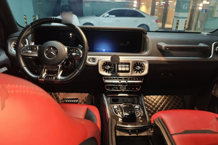 Used Mercedes-Benz G-Class AMG 2020 AMG G 63 Center Console