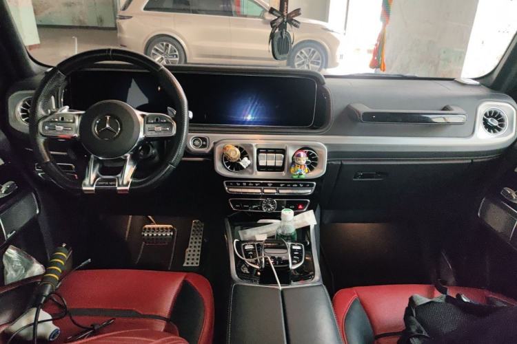 Used Mercedes-Benz G-Class AMG 2021 AMG G 63 Center Console