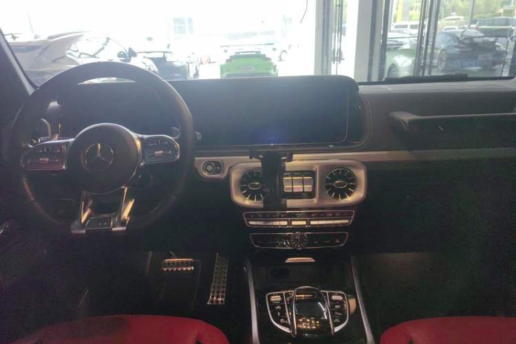 Used Mercedes-Benz G-Class AMG 2021 AMG G 63 Center Console
