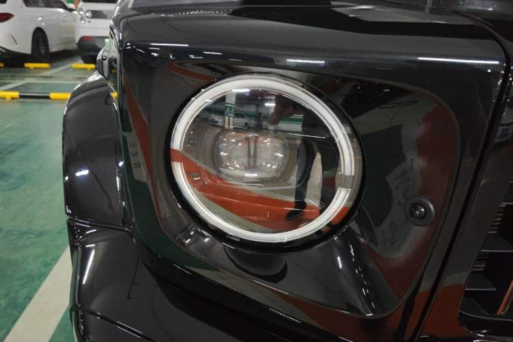 Used Mercedes-Benz G-Class AMG 2022 AMG G 63 55th Anniversary Edition Right Front Headlight