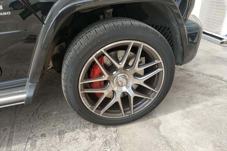 Used Mercedes-Benz G-Class AMG 2022 AMG G 63 Right Front Wheel Hub