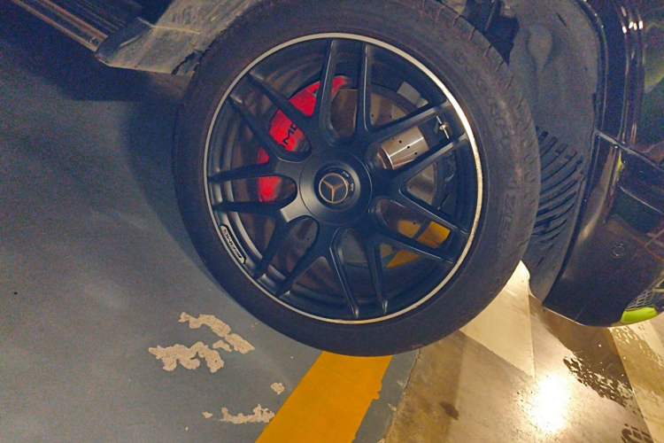 Used Mercedes-Benz G-Class AMG 2022 AMG G 63 55th Anniversary Edition Right Front Wheel Hub