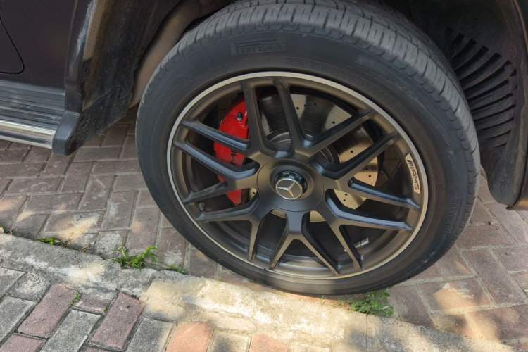Used Mercedes-Benz G-Class AMG 2022 AMG G 63 Right Front Wheel Hub