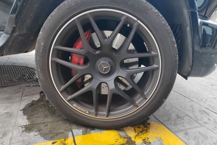 Used Mercedes-Benz G-Class AMG 2022 AMG G 63 Right Front Wheel Hub