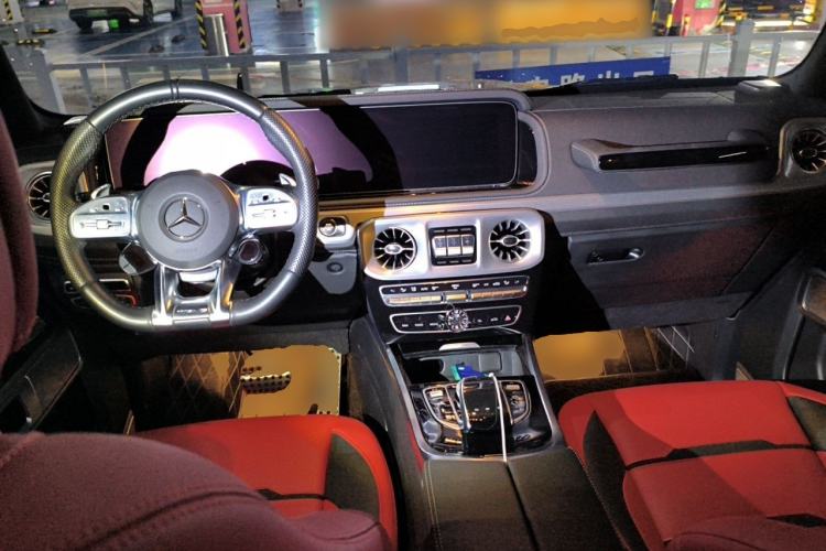 Used Mercedes-Benz G-Class AMG 2022 AMG G 63 Center Console