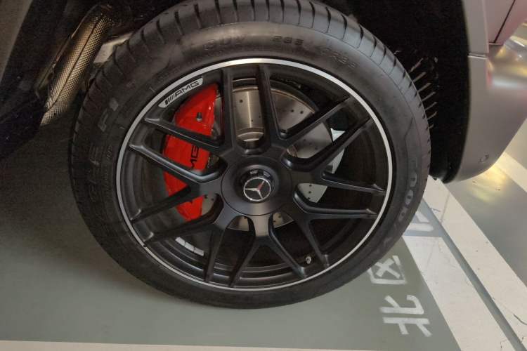 Used Mercedes-Benz G-Class AMG 2025 AMG G 63 Right Front Wheel Hub