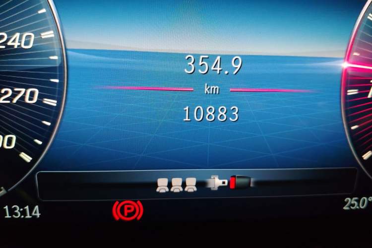 Used Mercedes-Benz G-Class AMG 2025 AMG G 63 Odometer Close Up