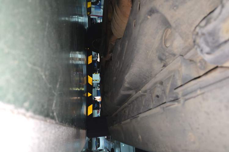 Used Mercedes-Benz GL-Class  Chassis Front Left