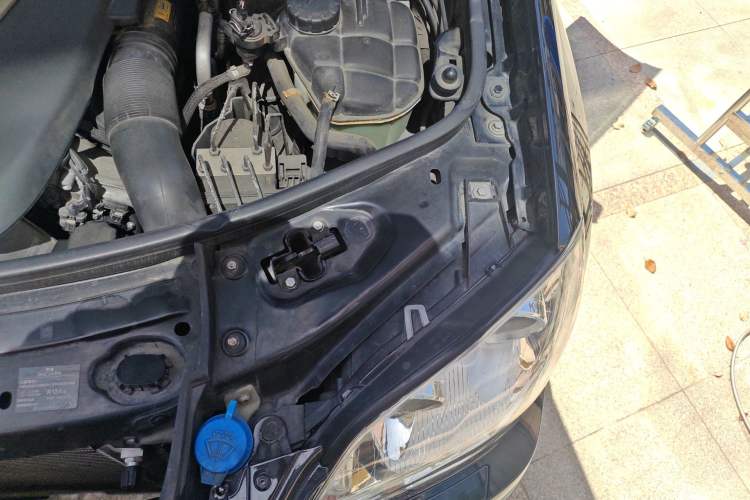 Used Mercedes-Benz GL-Class 2008 GL 450 4MATIC Prestige Edition Engine Bay Left