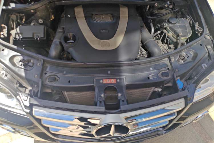 Used Mercedes-Benz GL-Class 2008 GL 450 4MATIC Prestige Edition Engine Bay
