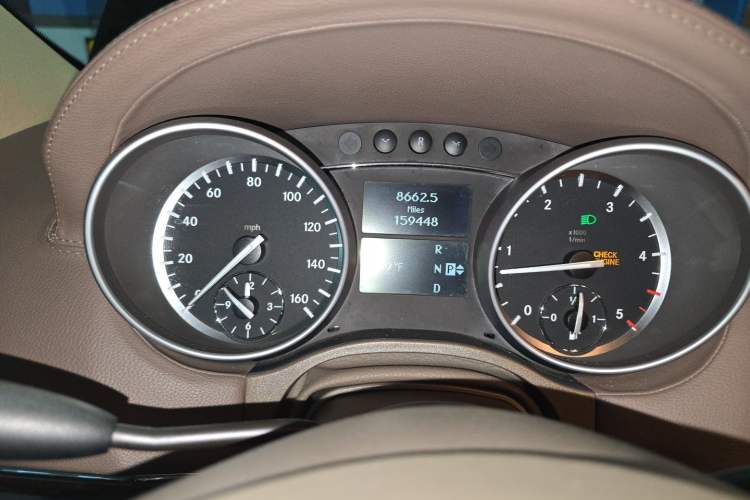 Used Mercedes-Benz GL-Class  Instrument Cluster
