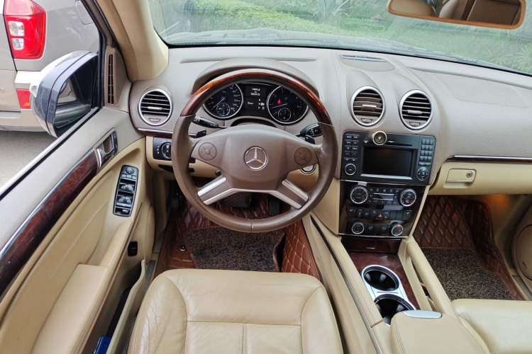 Used Mercedes-Benz GL-Class 2008 GL 450 4MATIC Prestige Edition Steering Wheel