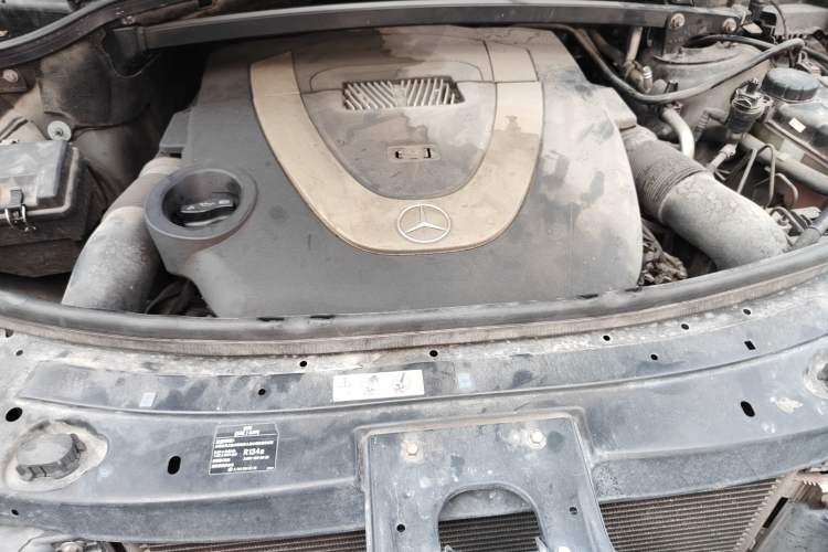 Used Mercedes-Benz GL-Class 2008 GL 450 4MATIC Prestige Edition Engine Bay