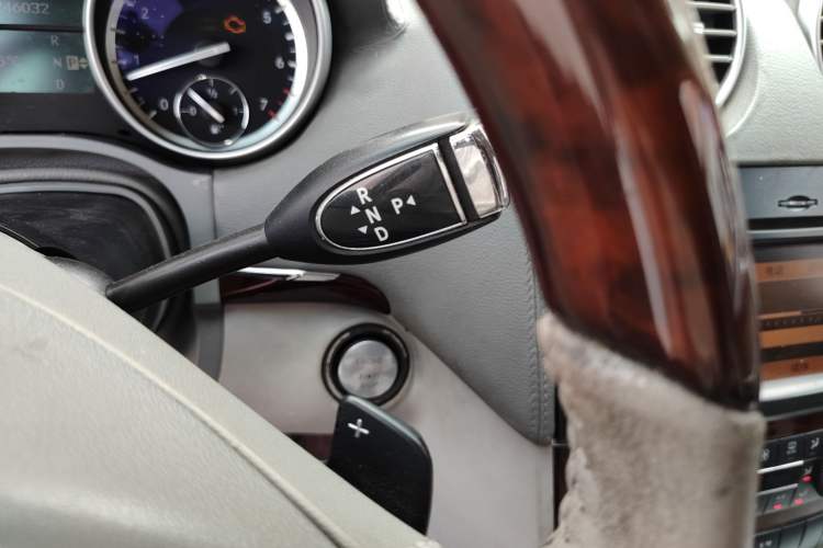 Used Mercedes-Benz GL-Class 2008 GL 450 4MATIC Prestige Edition Gear Lever