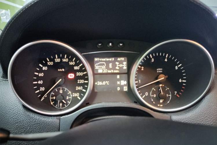 Used Mercedes-Benz GL-Class 2008 GL 450 4MATIC Prestige Edition Instrument Cluster