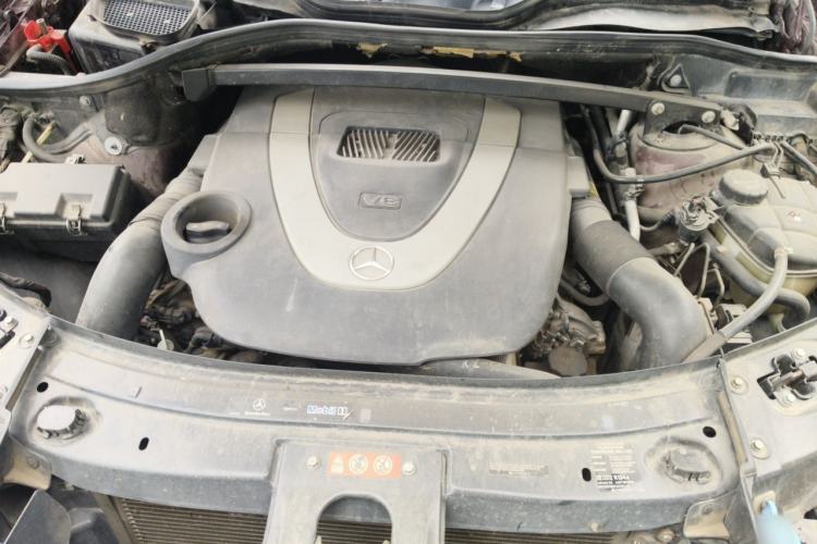 Used Mercedes-Benz GL-Class  Engine Bay